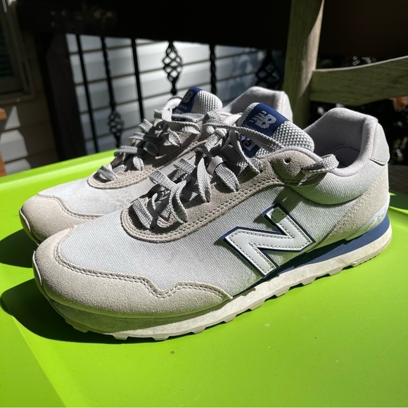 New Balance Sneakers - Picture 4 of 9